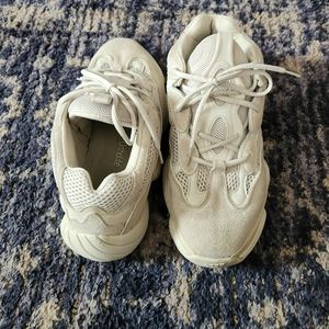 Yeezy 500